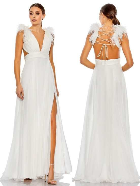 Mac Duggal Dresses & Skirts - Mac Duggal 68113 White Plunge Ostrich Feather A-Line Corset Back Gown 6 NWT